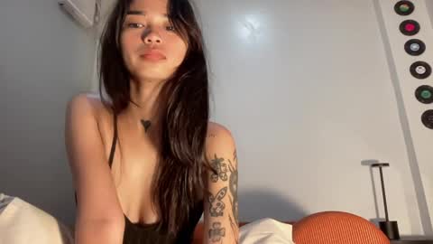 Sparkle online show from June 1, 11:27 pm