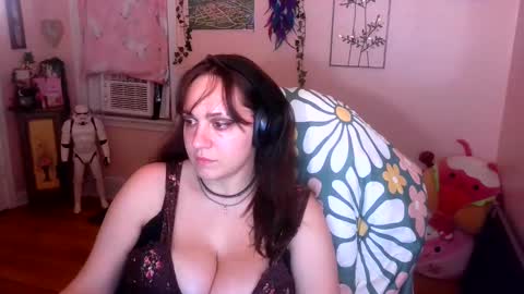 Snapshot of spawnofademon chatting on September 22, 4:44 am spawnofademon online show from September 22, 4:44 am