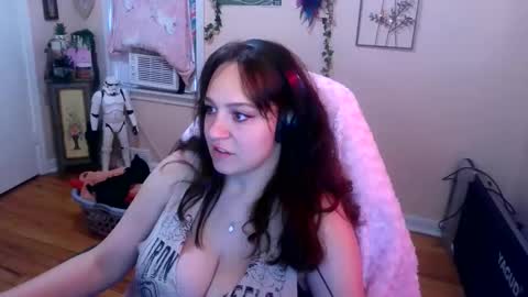 Snapshot of spawnofademon chatting on October 25, 4:03 pm spawnofademon online show from October 25, 4:03 pm