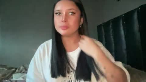specialgirlxxx online show from June 24, 8:02 am