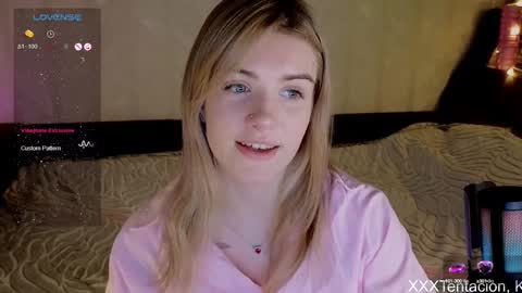 Snapshot of spicejessy chatting on January 22, 5:38 pm your sweet Jessy online show from January 22, 5:38 pm
