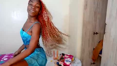 Snapshot of spicyshante chatting on October 10, 8:03 pm Shante online show from October 10, 8:03 pm