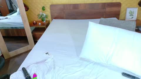 squirter_girl69 online show from January 21, 6:43 am