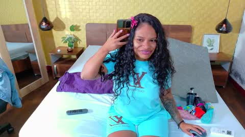 squirter_girl69 online show from January 15, 3:33 am