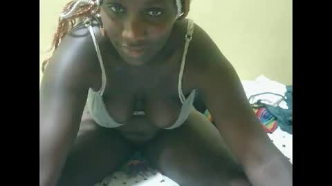 squirtypussie online show from April 15, 7:14 pm