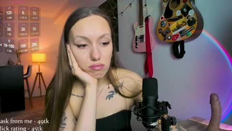 Anni if Im offline for a long time Im depressed feel free to support me offline online show from December 27, 12:23 pm