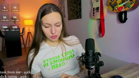 Anni if Im offline for a long time Im depressed feel free to support me offline online show from December 20, 1:22 pm