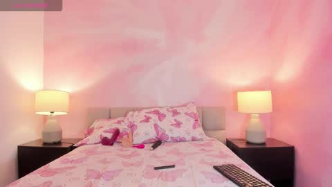 STAAR HOT online show from February 9, 7:27 pm