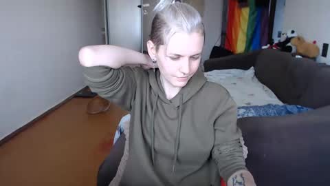 Stacey online show from December 16, 8:52 am