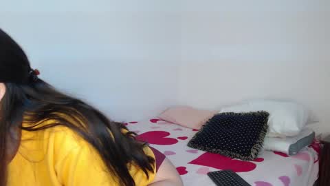 Snapshot of stacey_taylor7 chatting on December 2, 12:17 pm stacey_taylor7 online show from December 2, 12:17 pm