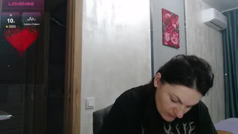 Snapshot of stacy_davise chatting on October 4, 9:30 pm STACY online show from October 4, 9:30 pm