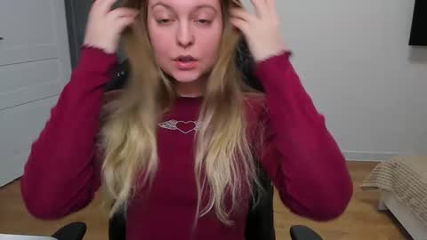 Stacy  online show from March 5, 6:04 pm