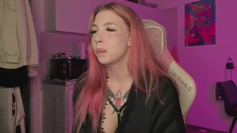 Stacy online show from September 17, 5:55 pm