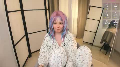 Stacy online show from February 18, 4:50 pm