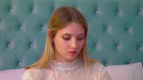 StacyEvances online show from June 9, 1:38 am