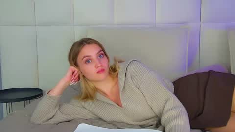 StacyEvances online show from July 16, 8:46 pm