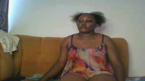 Snapshot of stargirl880271 chatting on October 19, 11:01 am isha online show from October 19, 11:01 am