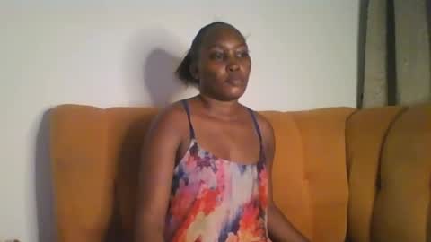 Snapshot of stargirl880271 chatting on February 12, 2:45 am isha online show from February 12, 2:45 am