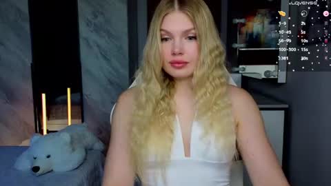 Caroline online show from June 20, 3:43 am