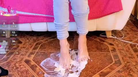 starlight_mature11_aws online show from June 7, 11:00 pm
