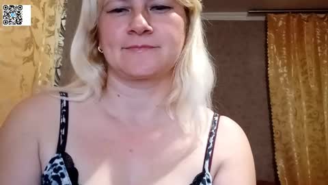 Helen online show from May 31, 7:04 pm