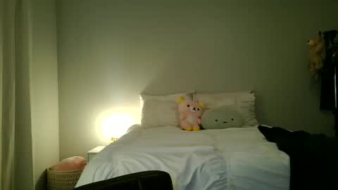 stassiebby online show from February 19, 4:12 am