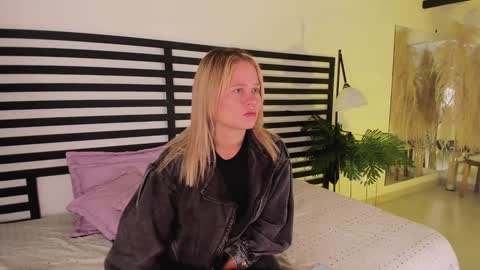 Stefanny   online show from January 16, 12:42 pm