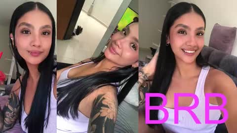 Im MiaIts my first day here  online show from March 18, 8:03 pm