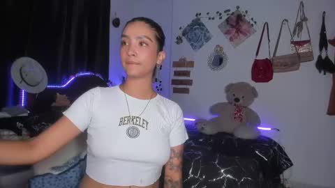 Im MiaIts my first day here  online show from February 11, 1:10 am