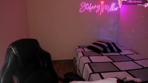 stefany online show from March 12, 9:44 am