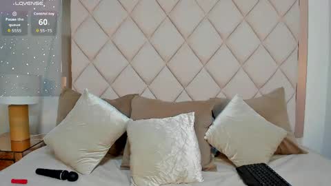 Stefany  online show from May 19, 5:42 pm