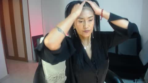 Snapshot of steffy_31 chatting on December 6, 11:46 pm Steffy online show from December 6, 11:46 pm