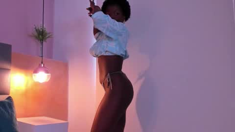 STELA online show from November 21, 8:44 pm