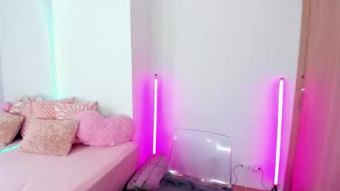 Yuli online show from November 8, 6:57 pm