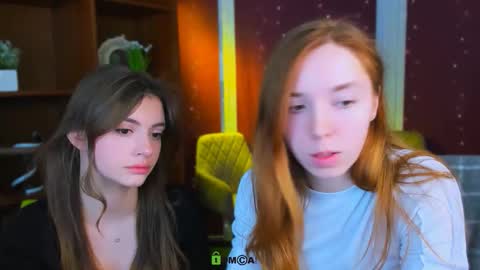 stella_flower online show from March 16, 6:28 am