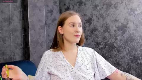 Stella online show from February 7, 9:57 am