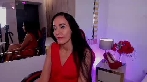 Stella online show from June 29, 10:20 pm