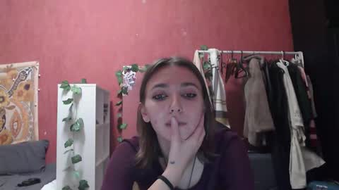 Snapshot of steph_fossst chatting on October 10, 5:07 pm Stephanie 3 online show from October 10, 5:07 pm