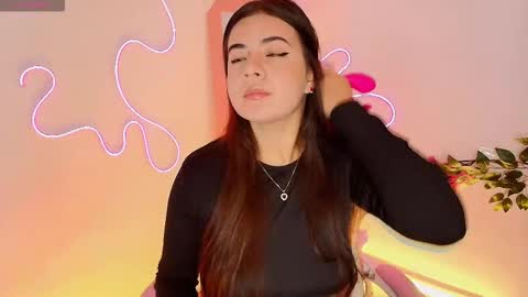 Emma online show from February 6, 11:41 pm