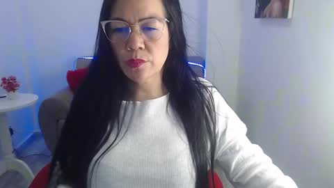 Snapshot of stephania_evanss chatting on October 14, 12:24 am Stefania online show from October 14, 12:24 am