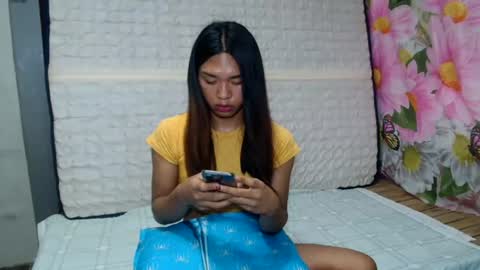 in a world full of sadness why you dont invite me to fvck you online show from July 26, 4:15 pm