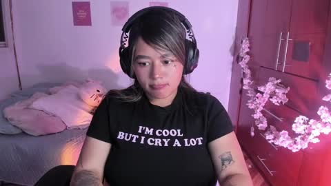 Stephanie  online show from October 3, 3:11 am