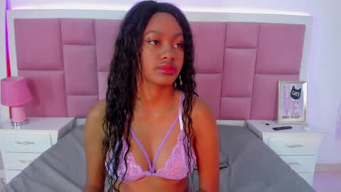 Sweety Stormi  online show from February 5, 8:04 pm