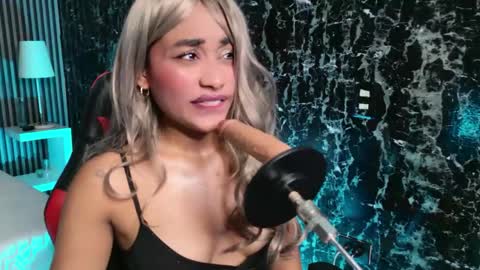 Stormy  online show from May 10, 12:02 am