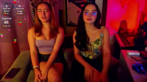 strawberrylara online show from November 20, 3:07 am