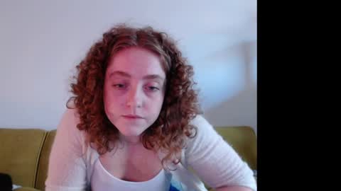 Snapshot of strawberrylotsacake chatting on October 13, 5:26 pm Strawberrylotsacake online show from October 13, 5:26 pm