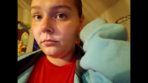 Strawberry online show from November 17, 3:18 am