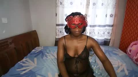 Snapshot of streetlioness chatting on September 14, 11:52 am streetlioness online show from September 14, 11:52 am