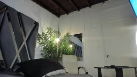 Alexa   online show from April 7, 11:01 am