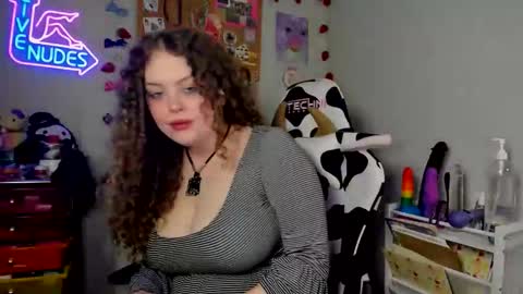 Strwbby online show from March 13, 6:47 am